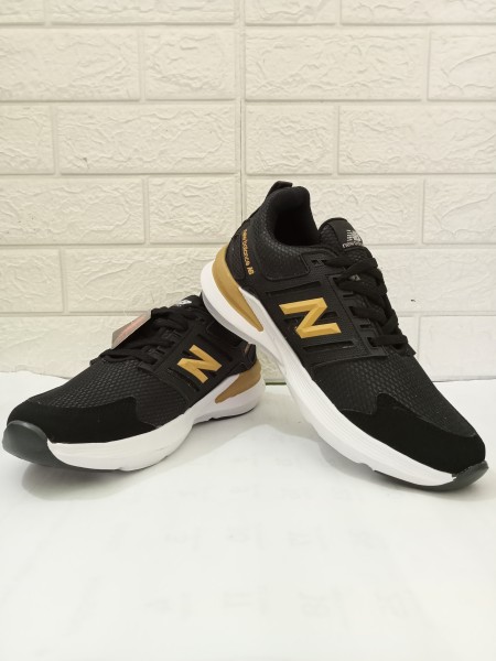 Sepatu New Balance Premium